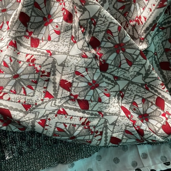 Red, grey and cream top - Picture 8 of 8